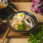 Miska ceramiczna ramen 1L czarna z pałeczkami