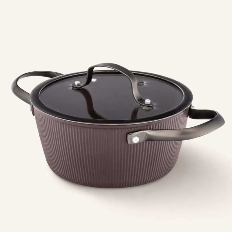 Garnek aluminiowy z pokrywką 20 cm brązowy